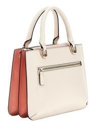 hellbeige Taschen von GUESS