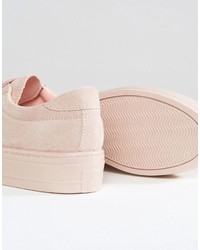 hellbeige Turnschuhe von Asos