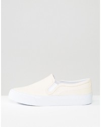 hellbeige Turnschuhe von Asos