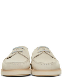 hellbeige Wildleder Bootsschuhe von A.P.C.