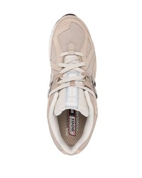 hellbeige Wildleder niedrige Sneakers von New Balance