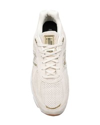 hellbeige Wildleder niedrige Sneakers von New Balance