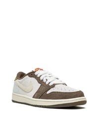 hellbeige Wildleder niedrige Sneakers von Jordan