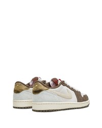 hellbeige Wildleder niedrige Sneakers von Jordan