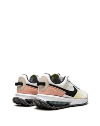 hellbeige Wildleder niedrige Sneakers von Nike