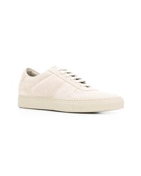 hellbeige Wildleder niedrige Sneakers von Common Projects