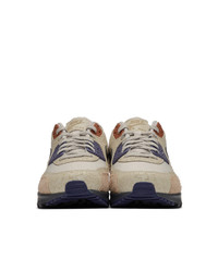 hellbeige Wildleder niedrige Sneakers von Nike