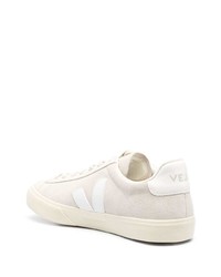 hellbeige Wildleder niedrige Sneakers von Veja