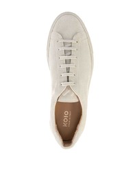 hellbeige Wildleder niedrige Sneakers von Koio