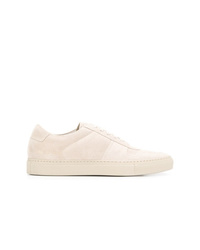 hellbeige Wildleder niedrige Sneakers von Common Projects