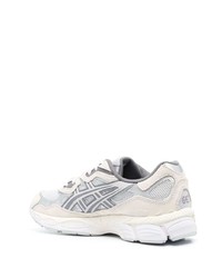 hellbeige Wildleder niedrige Sneakers von Asics