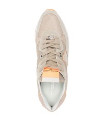 hellbeige Wildleder niedrige Sneakers von Philippe Model Paris