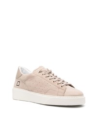 hellbeige Wildleder niedrige Sneakers von D.A.T.E