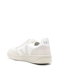 hellbeige Wildleder niedrige Sneakers von Veja