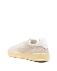 hellbeige Wildleder niedrige Sneakers von AUTRY