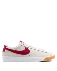 hellbeige Wildleder niedrige Sneakers von Nike