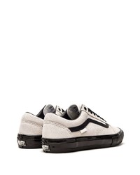 hellbeige Wildleder niedrige Sneakers von Vans