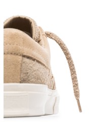 hellbeige Wildleder niedrige Sneakers von Converse