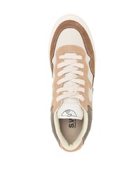 hellbeige Wildleder niedrige Sneakers von Stepney Workers Club