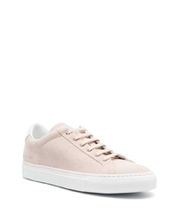 hellbeige Wildleder niedrige Sneakers von Common Projects