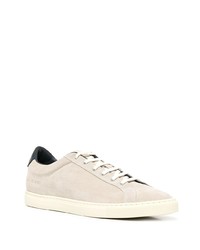 hellbeige Wildleder niedrige Sneakers von Common Projects