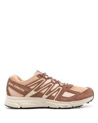 hellbeige Wildleder niedrige Sneakers von Salomon S/Lab