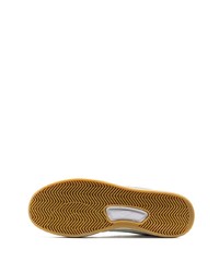 hellbeige Wildleder niedrige Sneakers von Nike