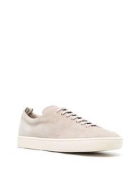 hellbeige Wildleder niedrige Sneakers von Officine Creative