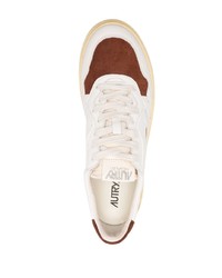 hellbeige Wildleder niedrige Sneakers von AUTRY