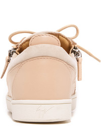 hellbeige Wildleder niedrige Sneakers von Giuseppe Zanotti