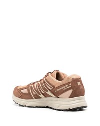 hellbeige Wildleder niedrige Sneakers von Salomon S/Lab