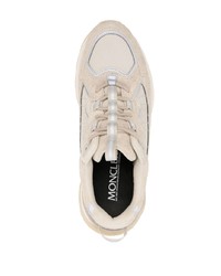 hellbeige Wildleder Sportschuhe von Moncler