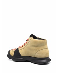 hellbeige Wildlederarbeitsstiefel von Camper