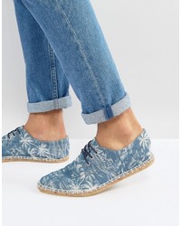 hellblaue bedruckte Espadrilles