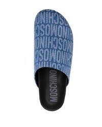 hellblaue bedruckte Leder Slipper von Moschino