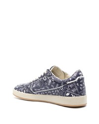 hellblaue bedruckte niedrige Sneakers von Philippe Model Paris