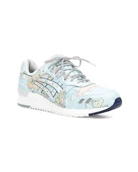 hellblaue bedruckte Sportschuhe von Asics