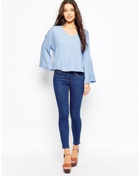 hellblaue Bluse von Mango