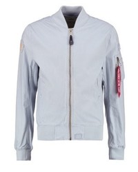 hellblaue Bomberjacke von Alpha Industries