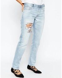 hellblaue Boyfriend Jeans mit Destroyed-Effekten von Brady