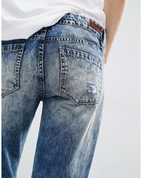 hellblaue Boyfriend Jeans mit Destroyed-Effekten von Blank NYC