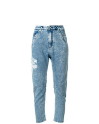hellblaue Boyfriend Jeans mit Destroyed-Effekten von Diesel