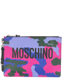 hellblaue Camouflage Clutch von Moschino