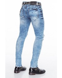 hellblaue enge Jeans mit Destroyed-Effekten von Cipo & Baxx