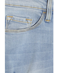 hellblaue enge Jeans mit Destroyed-Effekten