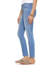 hellblaue enge Jeans von J Brand