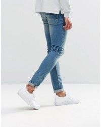 hellblaue enge Jeans von Asos