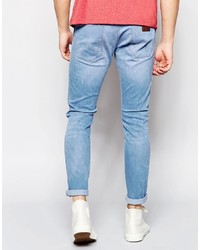 hellblaue enge Jeans von Wrangler