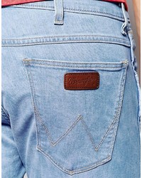 hellblaue enge Jeans von Wrangler