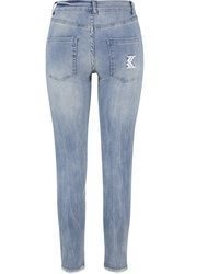 hellblaue enge Jeans von Karl Kani